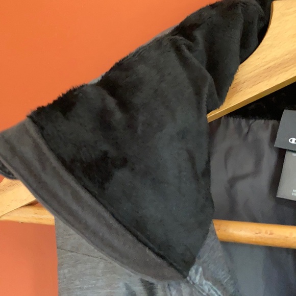 NWT Champion Puffer Vest - Picture 3 of 12